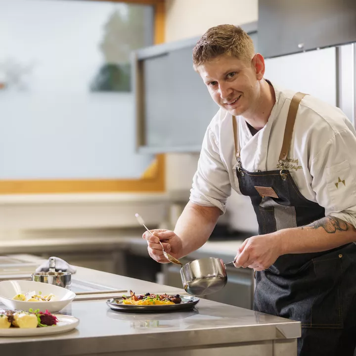Restaurant oder Frühstücksbereich der Rittis Alpin Chalets