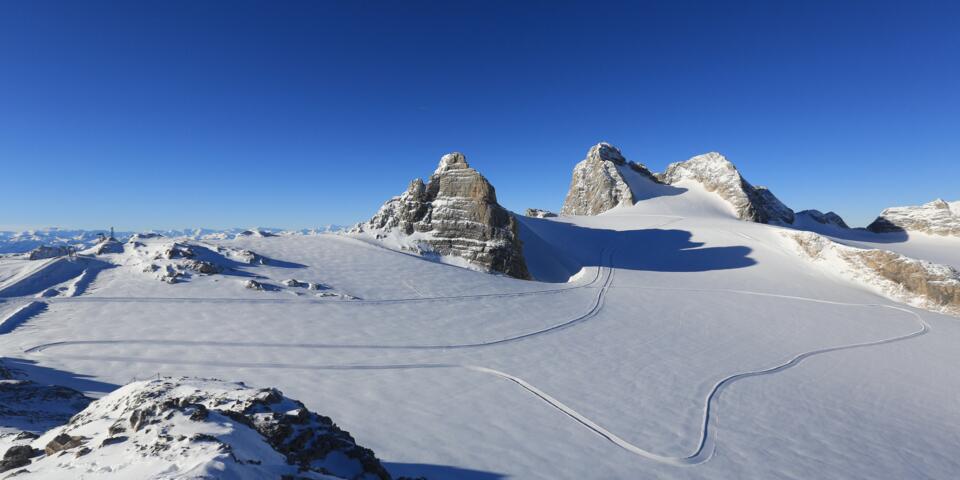 Schneebedeckter Dachstein Gletscher
